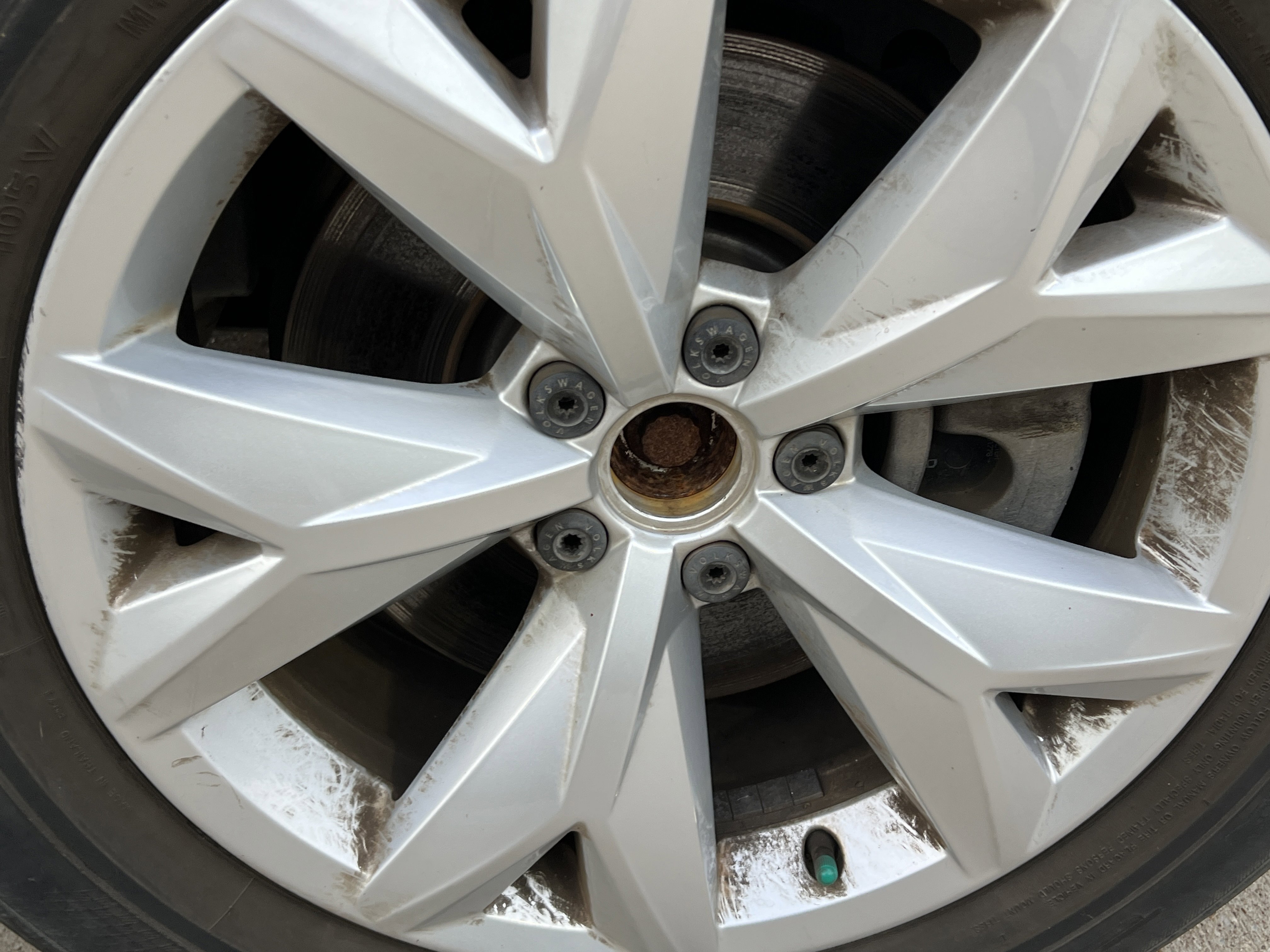 Used 2018 Volkswagen Atlas SE FWD image 12