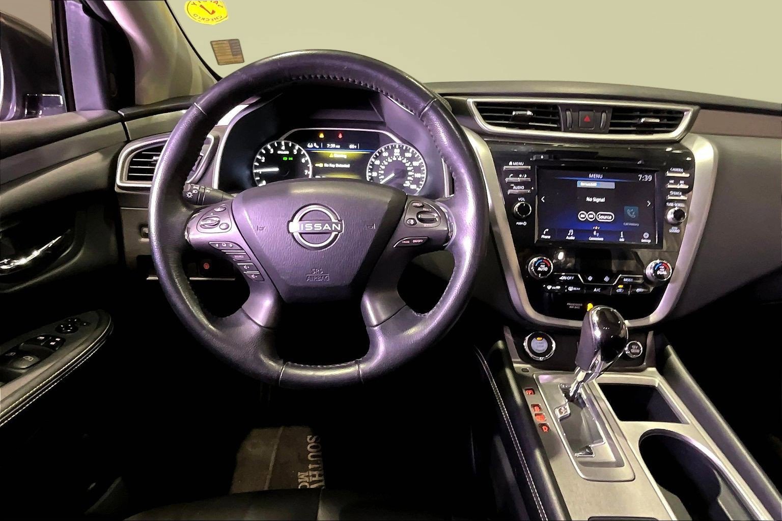 Used 2023 Nissan Murano SV image 8
