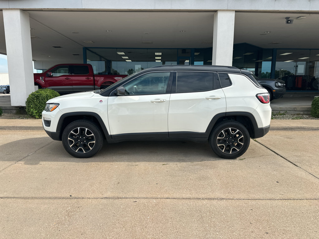 Used 2020 Jeep Compass Trailhawk AWD/4WD image 3
