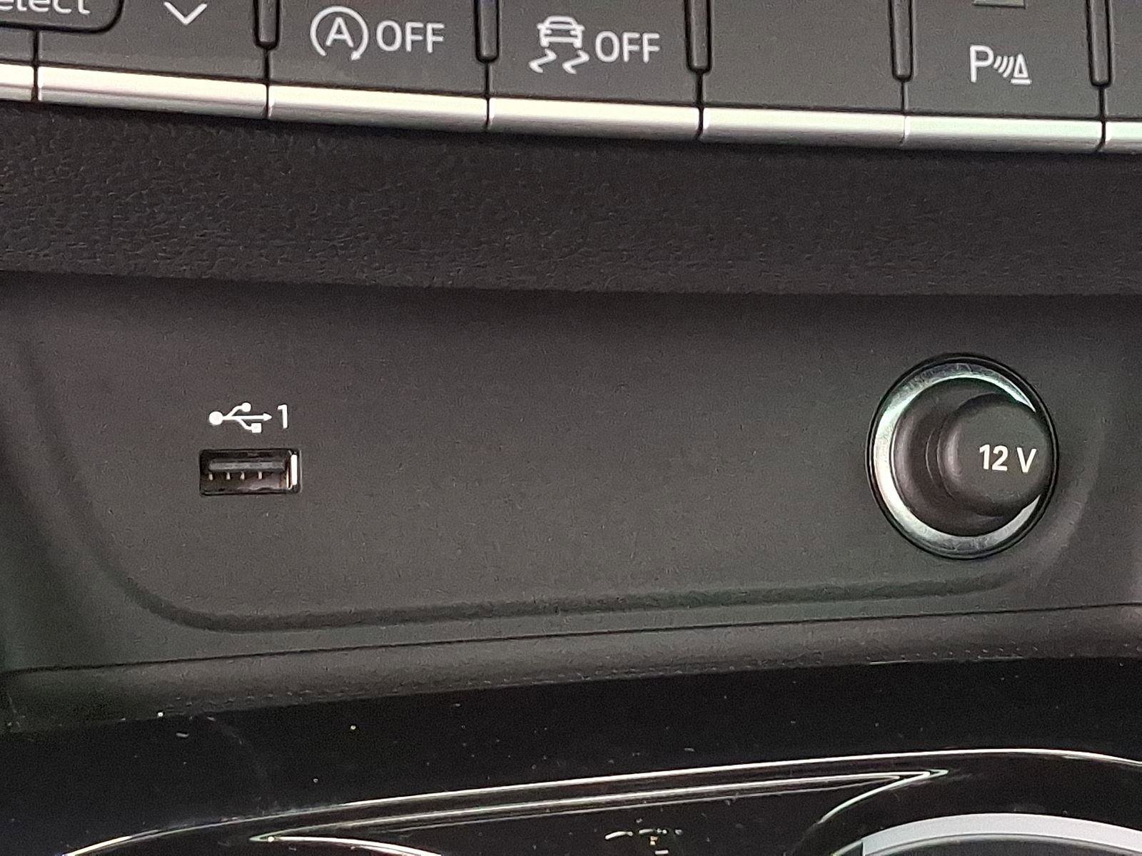 Used 2022 Audi S5 Premium image 24