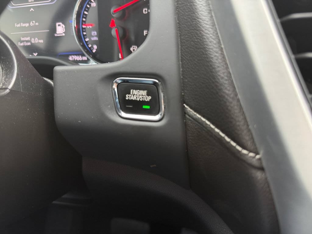 Used 2022 GMC Acadia SLT w/ Technology Package FWD image 23