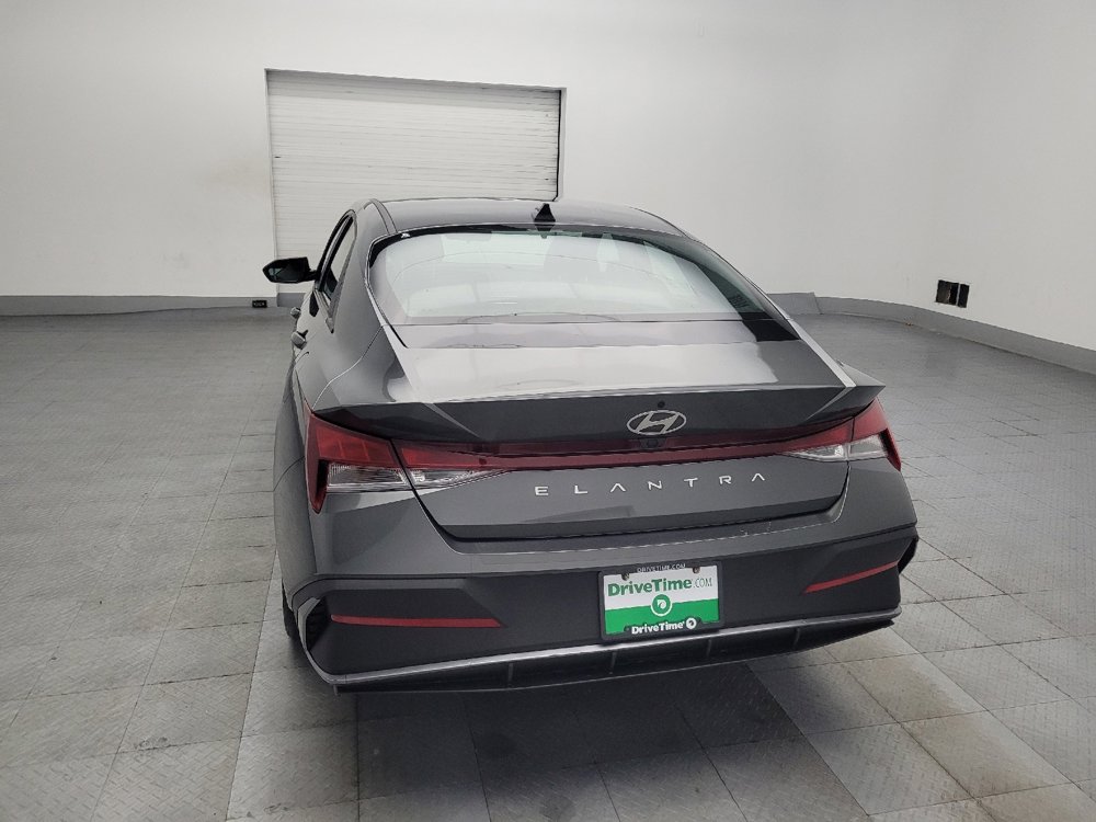 Used 2024 Hyundai Elantra SEL image 6