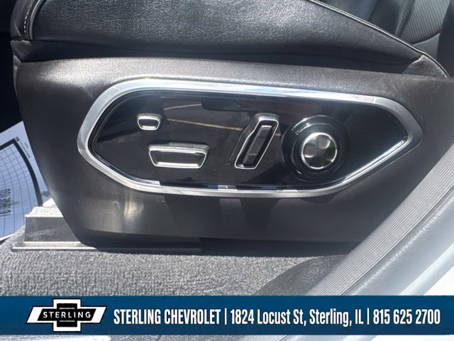 Used 2022 Jeep Grand Cherokee Overland w/ Luxury Tech Group IV AWD/4WD image 25