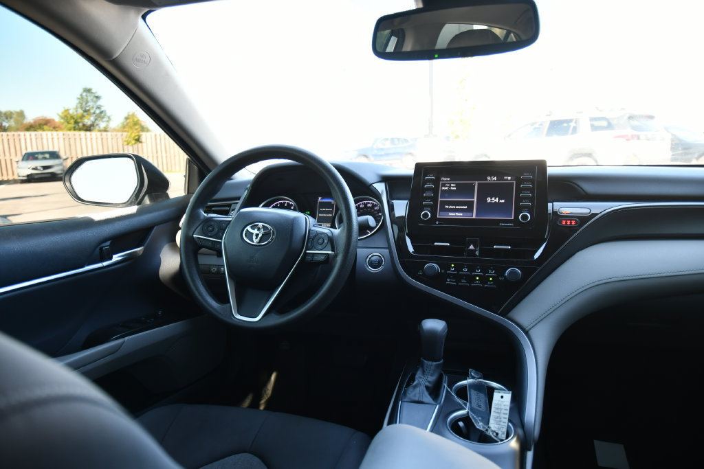 Used 2021 Toyota Camry LE w/ Convenience Package FWD image 27
