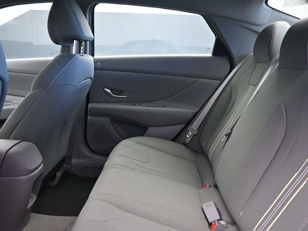 New 2026 Hyundai Elantra Sport image 17