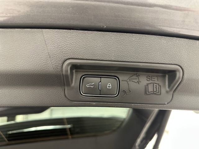 Certified 2025 Ford Explorer ST-Line w/ ST-Line Street Pack image 18