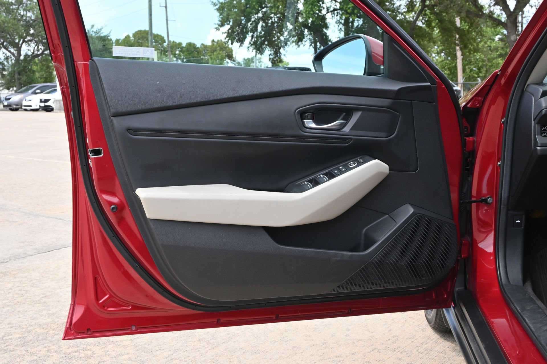 Used 2024 Honda Accord EX image 18