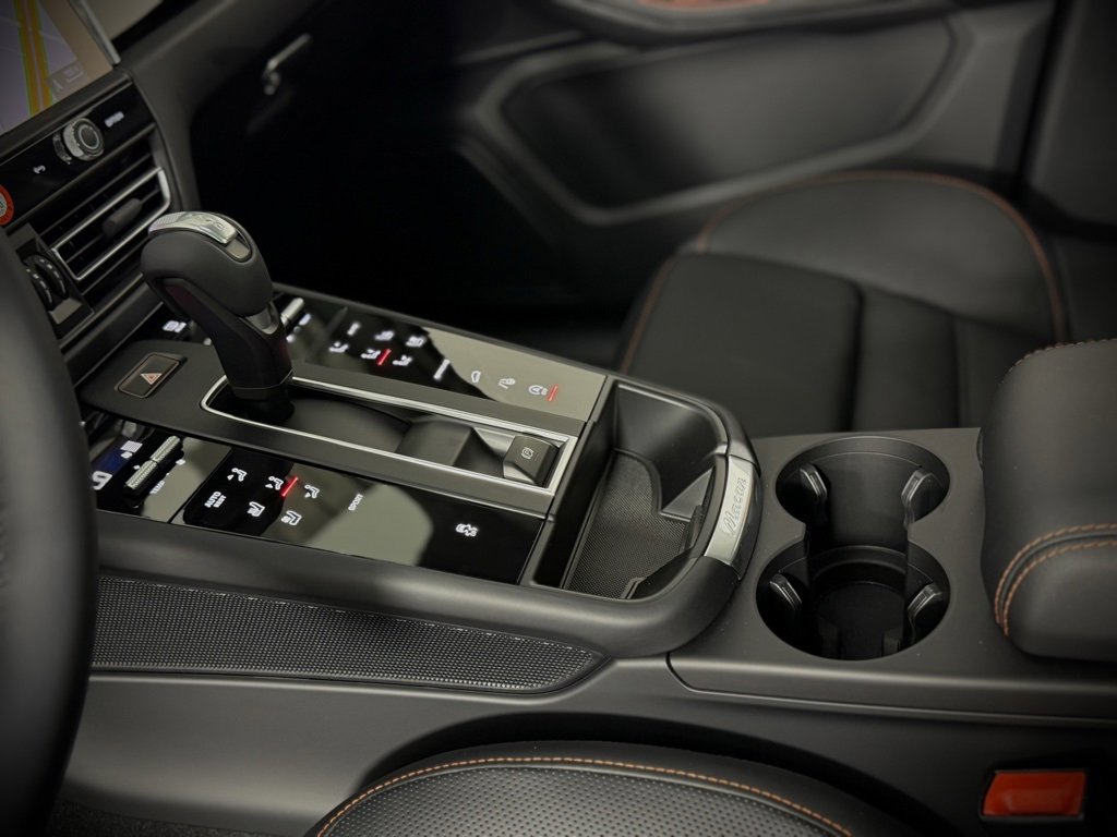 New 2025 Porsche Macan image 24