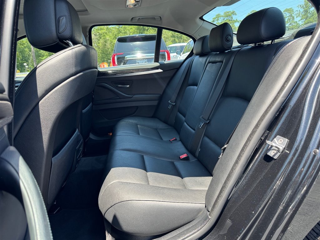 Used 2011 BMW 535i xDrive Sedan AWD/4WD image 17