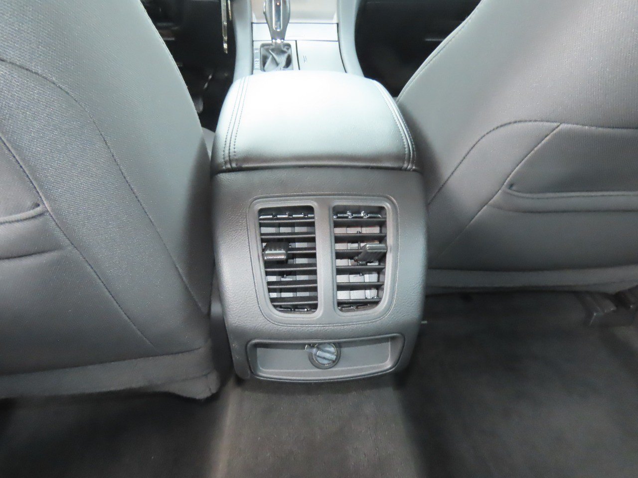 Used 2017 Ford Taurus SEL FWD image 20