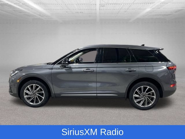 Used 2023 Lincoln Corsair AWD w/ Equipment Group 101A image 4
