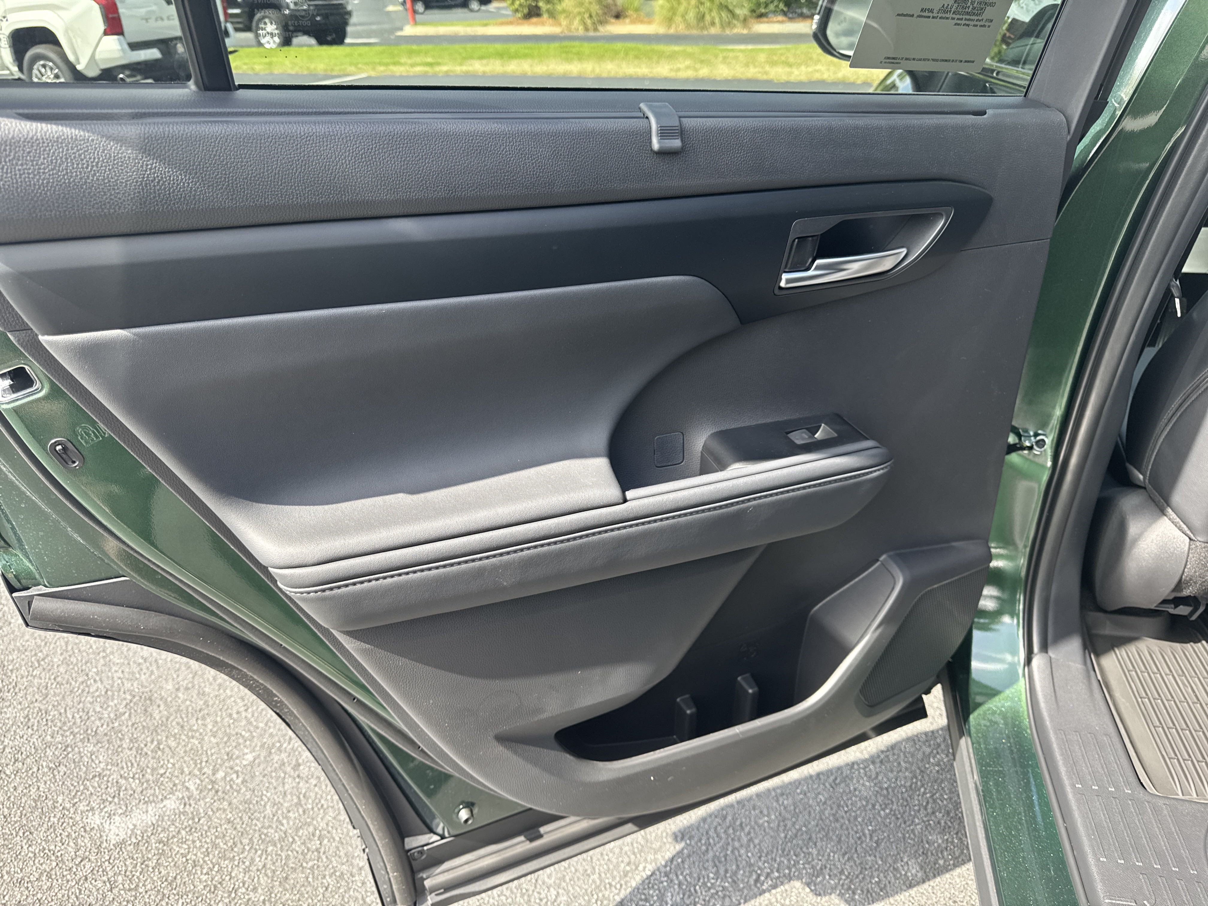 New 2025 Toyota Highlander XLE AWD/4WD image 27