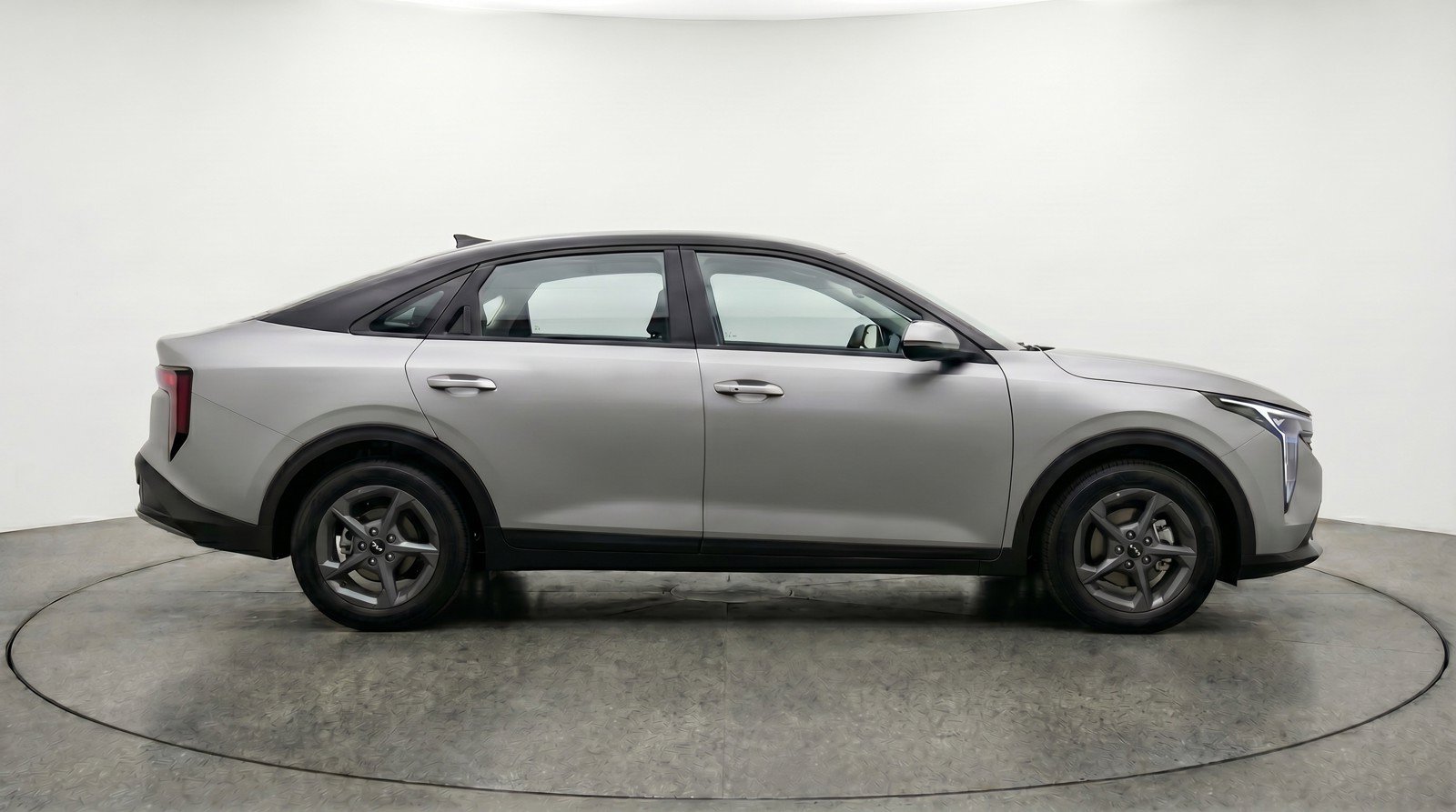 Used 2025 Kia K4 FWD image 11