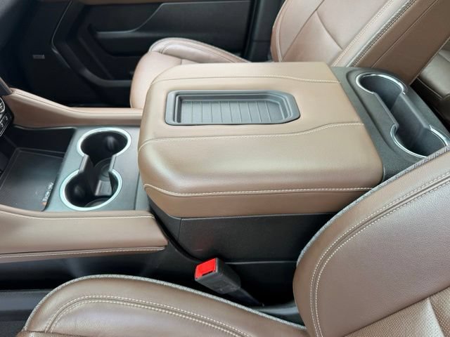 Certified 2024 Chevrolet Tahoe High Country AWD/4WD image 37