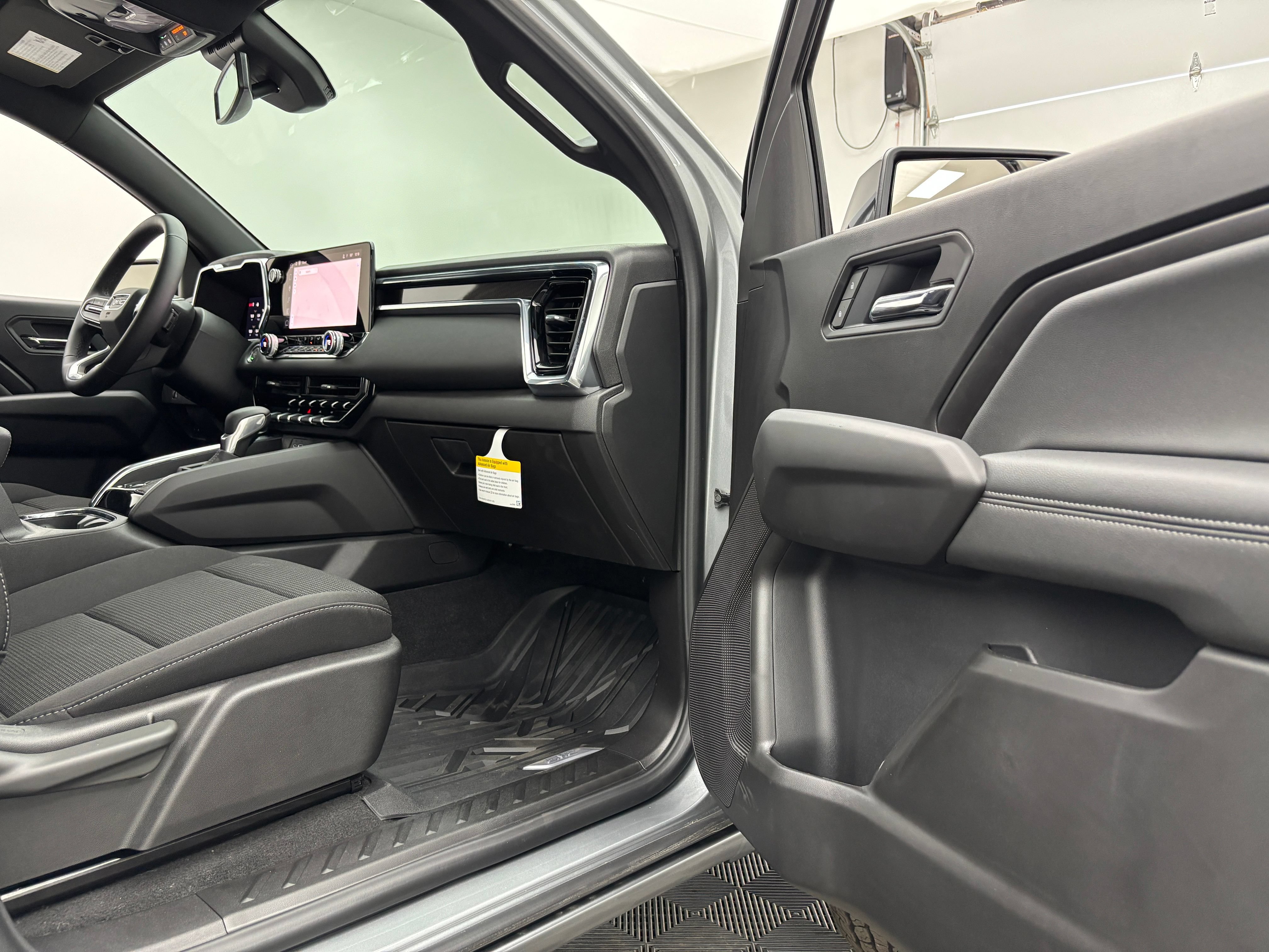New 2026 GMC Canyon Elevation w/ Convenience Package RWD image 29
