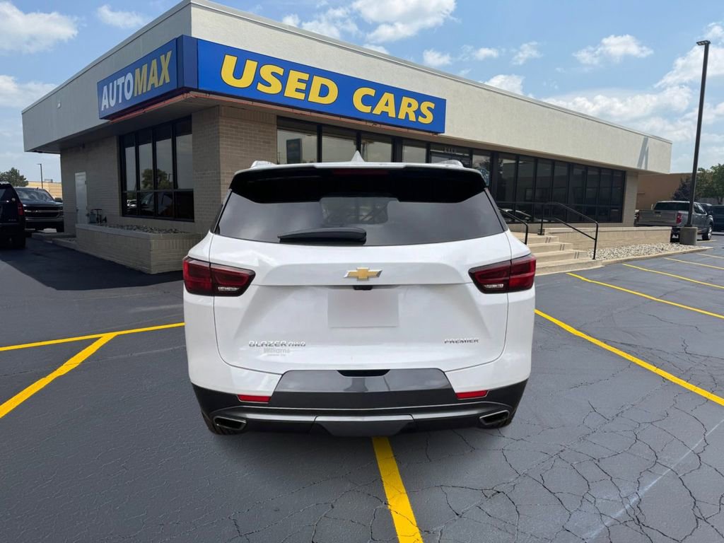 Certified 2023 Chevrolet Blazer Premier w/ Driver Confidence II Package image 6