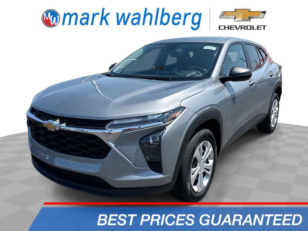 Used 2024 Chevrolet Trax LS w/ Driver Confidence Package