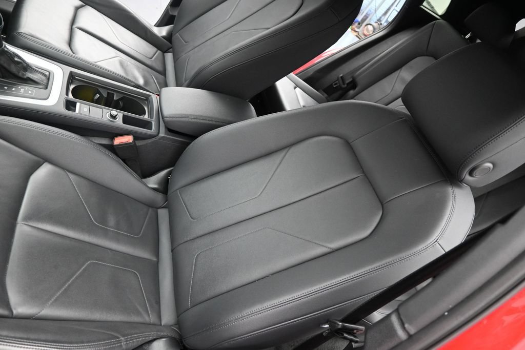 Used 2024 Audi Q3 2.0T Premium AWD/4WD image 9