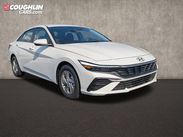 New 2026 Hyundai Elantra SE
