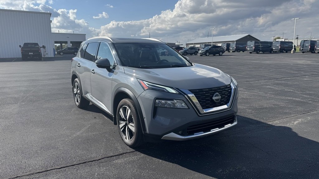 Used 2022 Nissan Rogue Platinum w/ Head-Up Display Package
