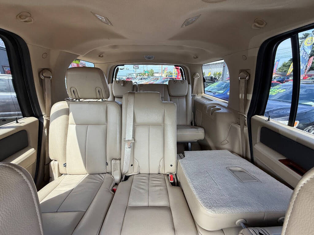 Used 2008 Ford Expedition Eddie Bauer AWD/4WD image 17