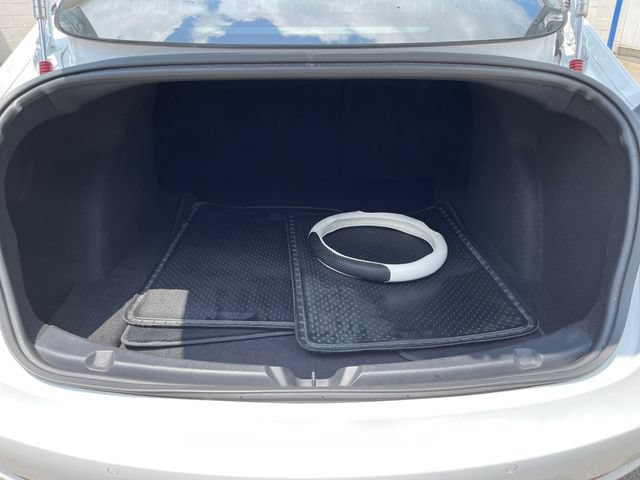 Used 2019 Tesla Model 3 Mid Range RWD image 28