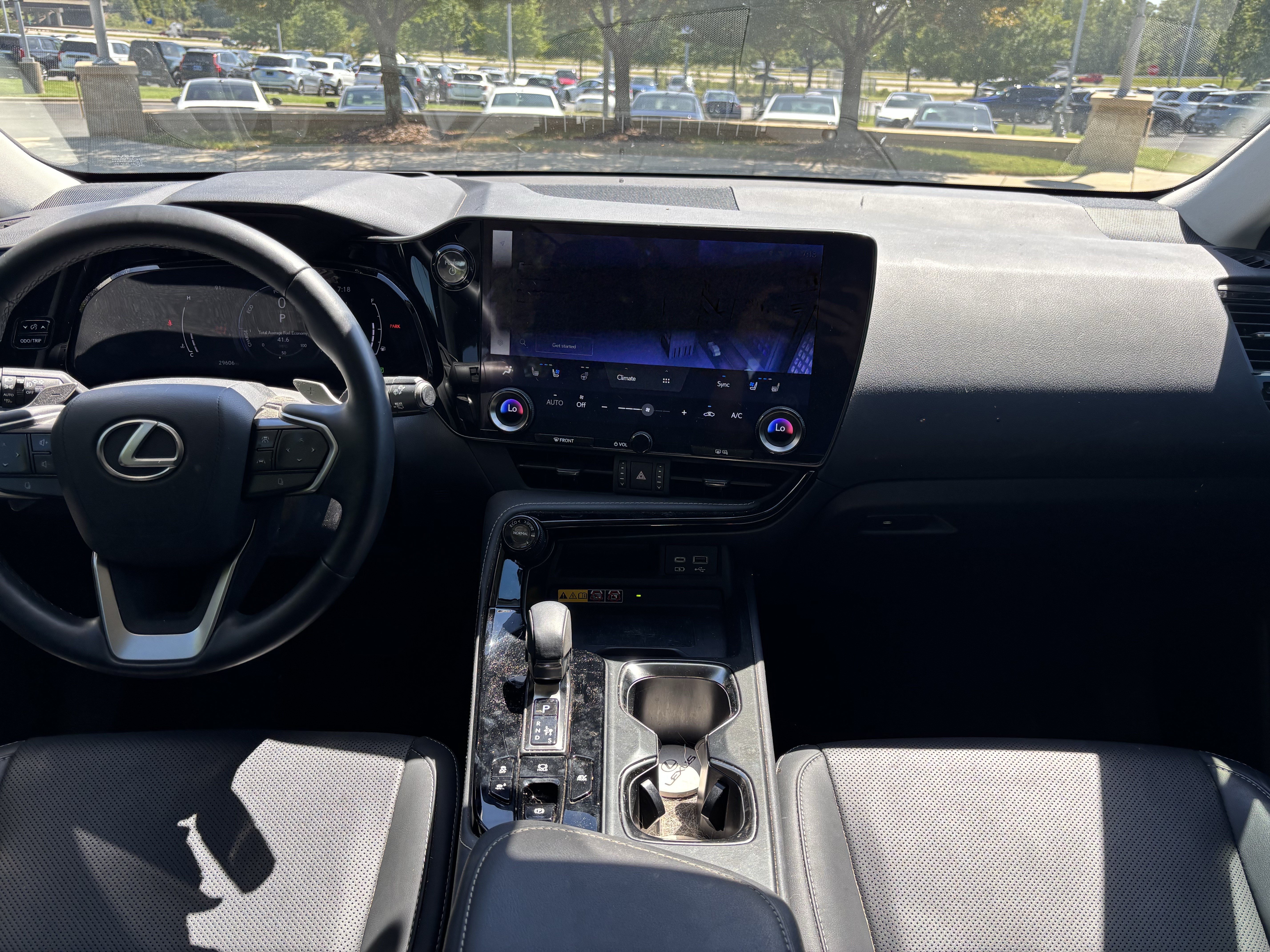 Used 2024 Lexus NX 350h AWD image 34
