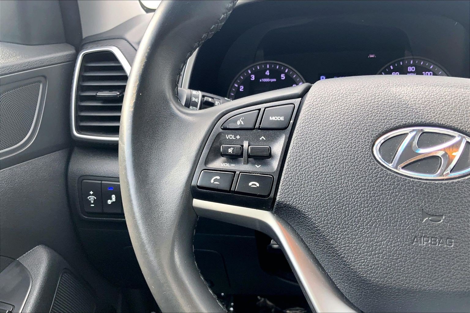 Used 2019 Hyundai Tucson Limited AWD/4WD image 23