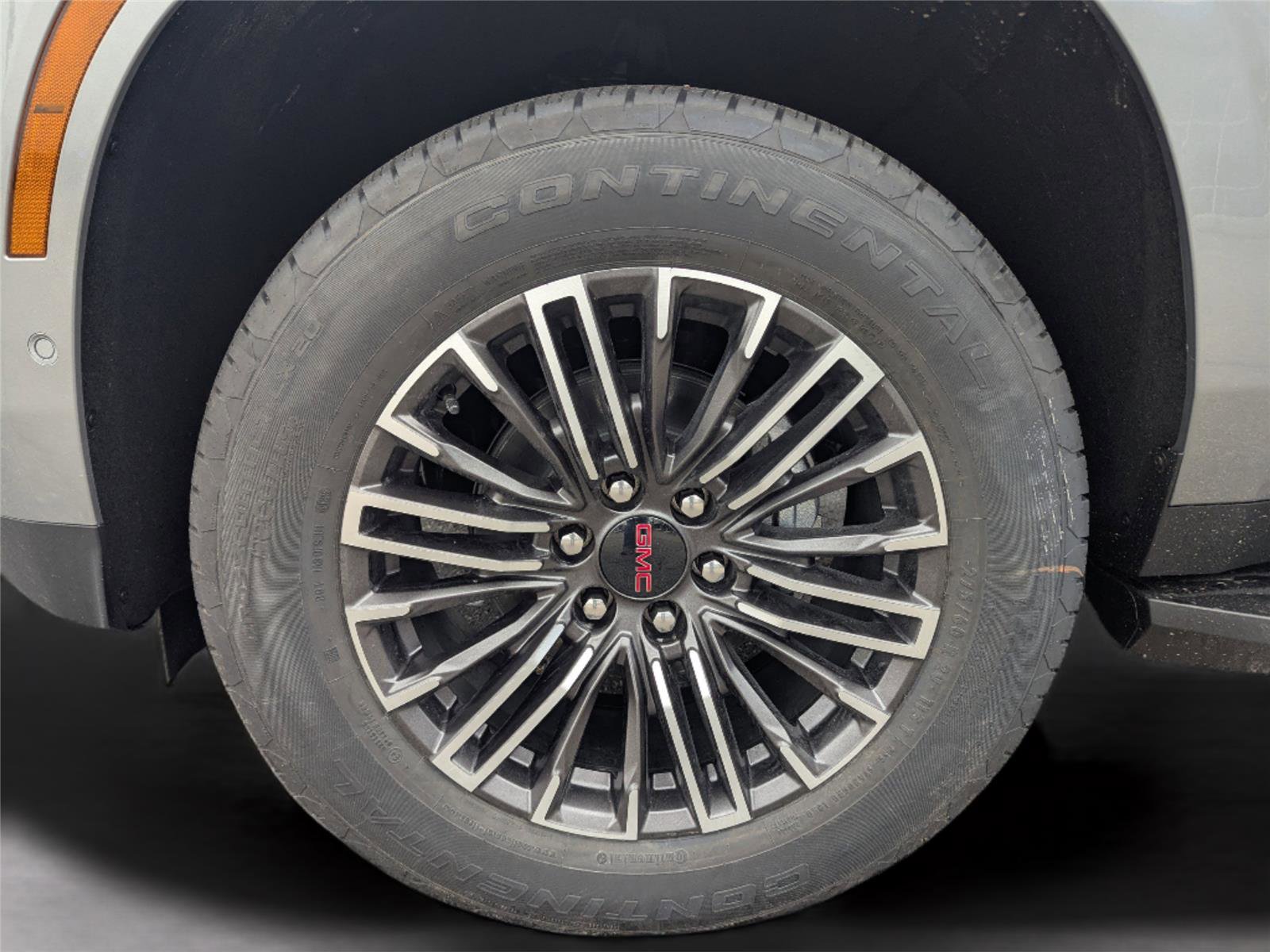 New 2026 GMC Yukon XL Elevation image 9