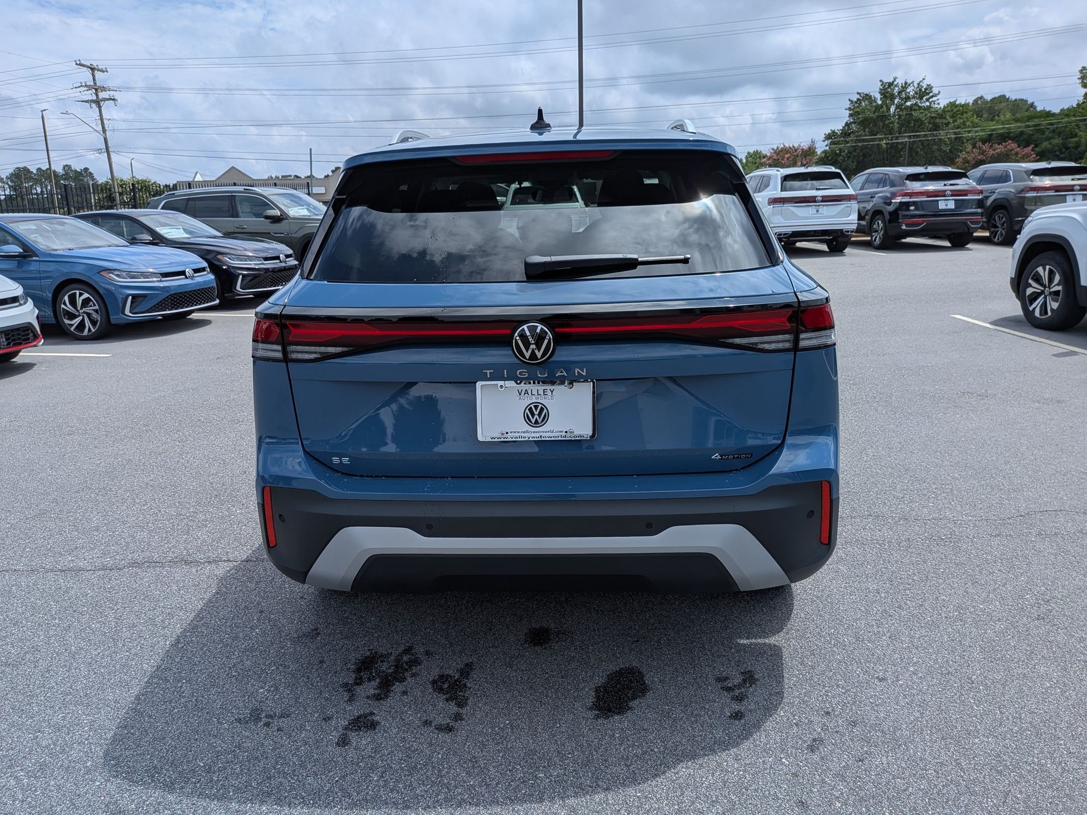 New 2026 Volkswagen Tiguan SE AWD/4WD image 4