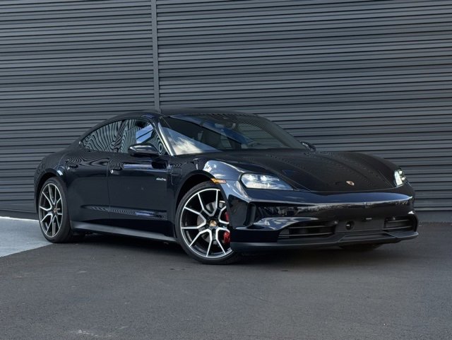New 2025 Porsche Taycan 4S image 9