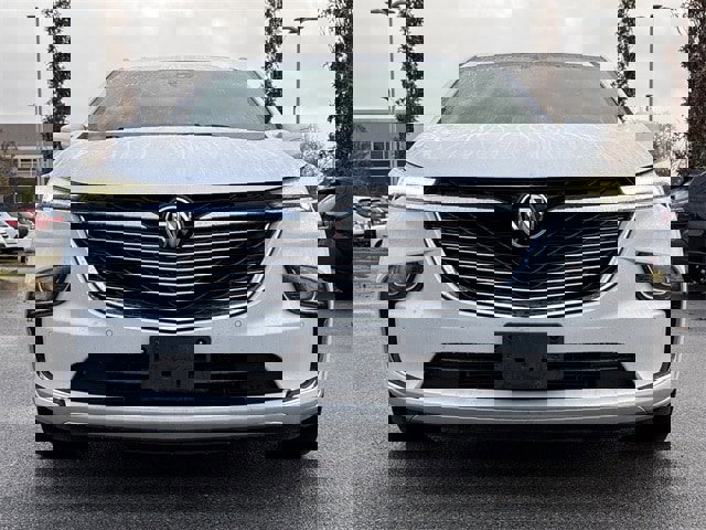 Used 2023 Buick Enclave Premium w/ Experience Buick Package image 8