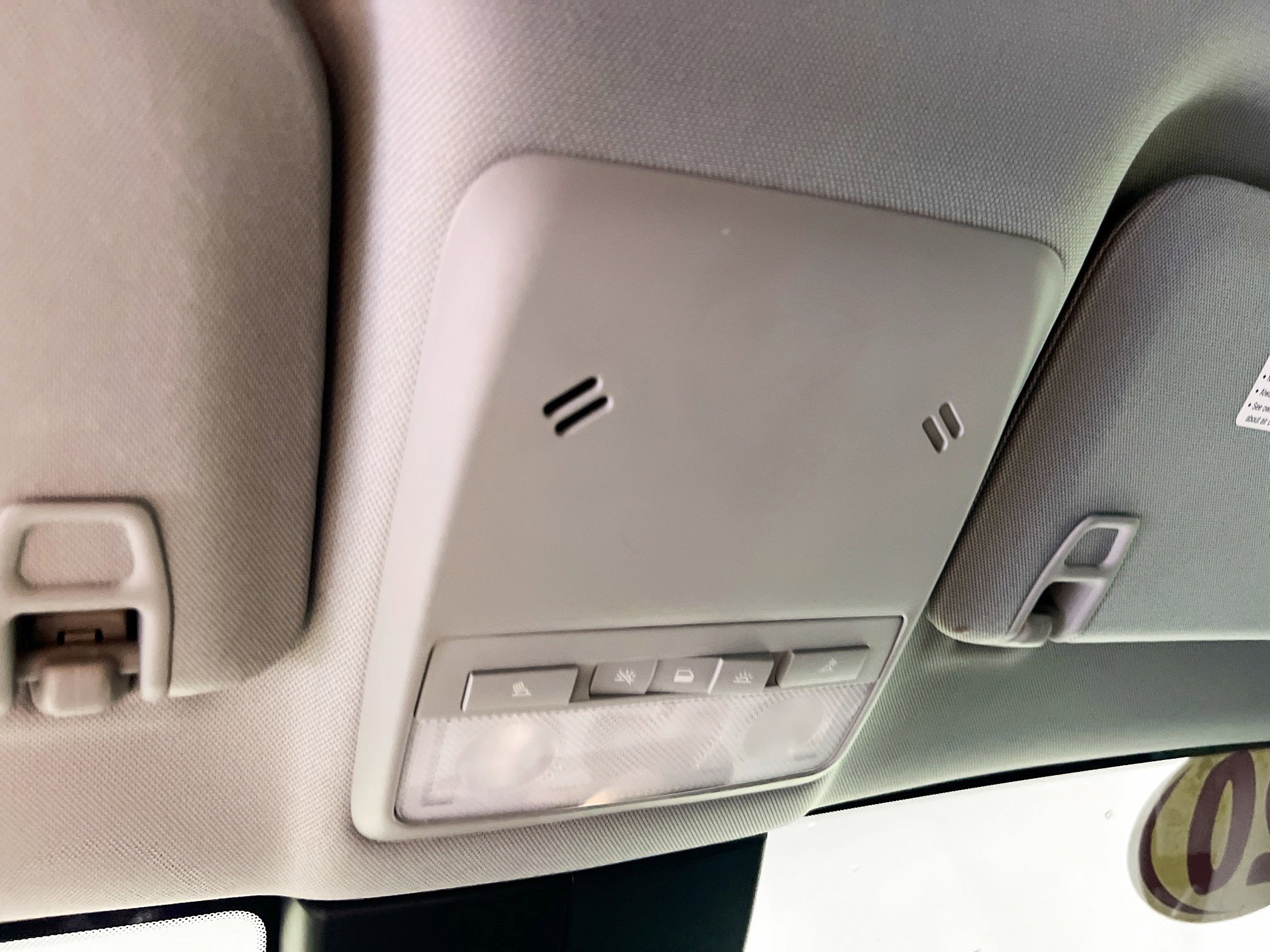 Used 2020 Chevrolet Trax LT w/ LT Convenience Package image 22