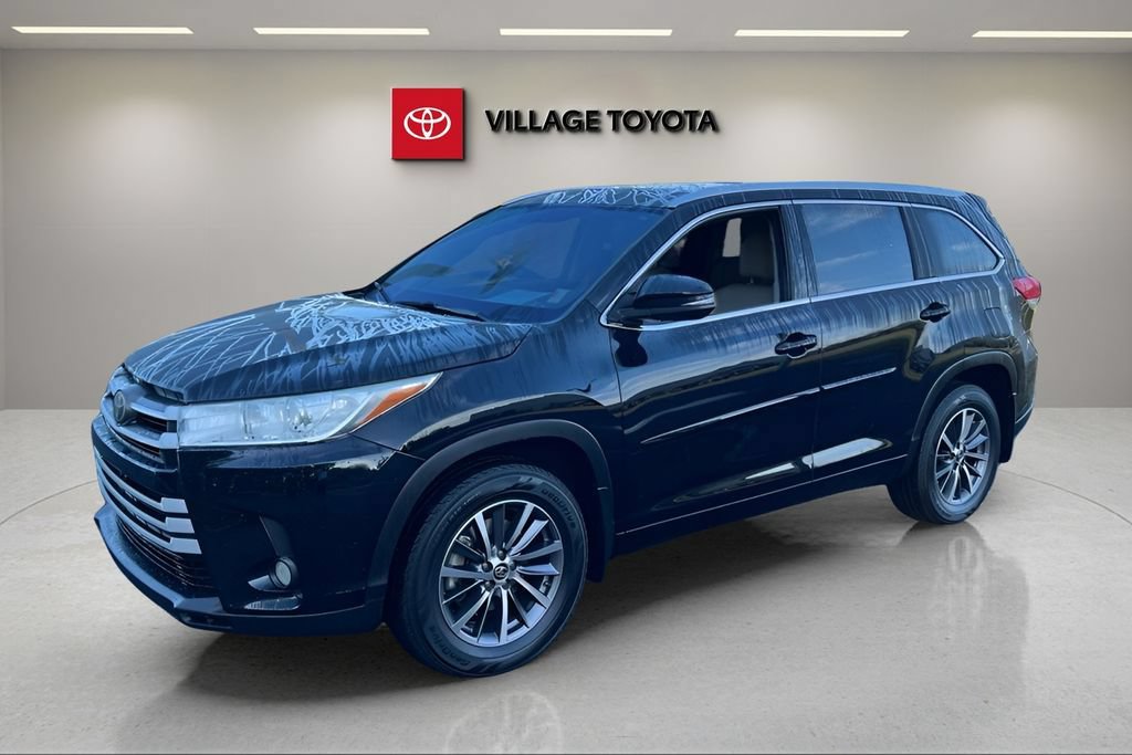 Certified 2017 Toyota Highlander XLE