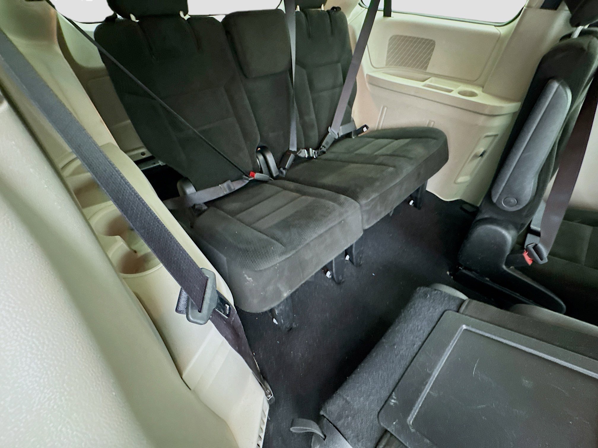 Used 2016 Dodge Grand Caravan SE w/ Quick Order Package 29E SE image 14