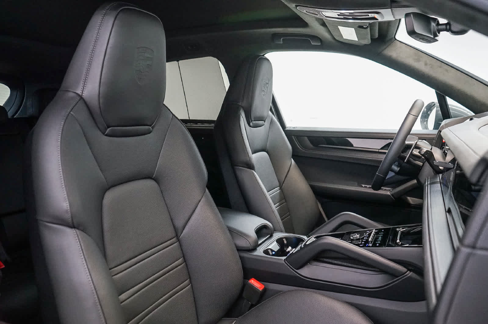 New 2026 Porsche Cayenne GTS AWD/4WD image 22