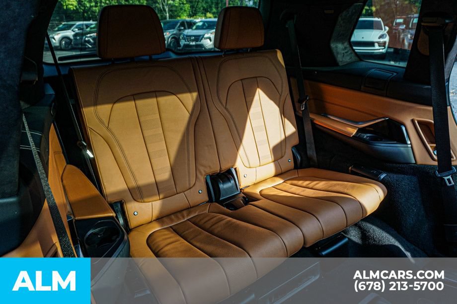 Used 2022 BMW X7 xDrive40i w/ M Sport Package AWD/4WD image 26