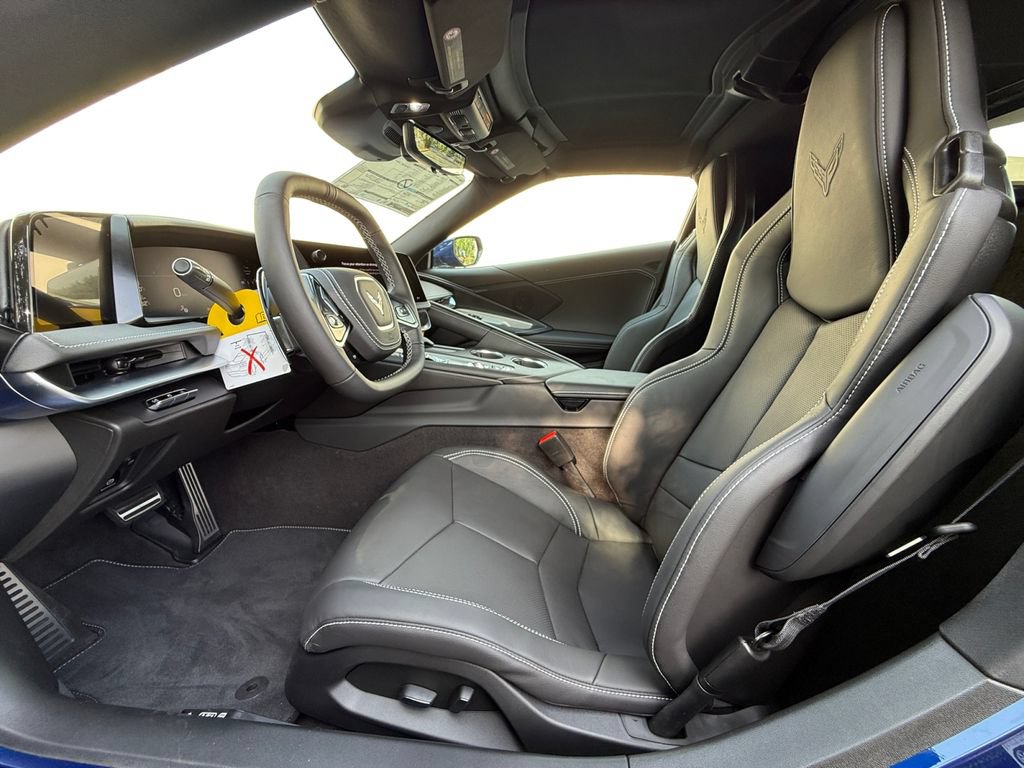 New 2027 Chevrolet Corvette Stingray Coupe w/ Z51 Performance Package RWD image 9
