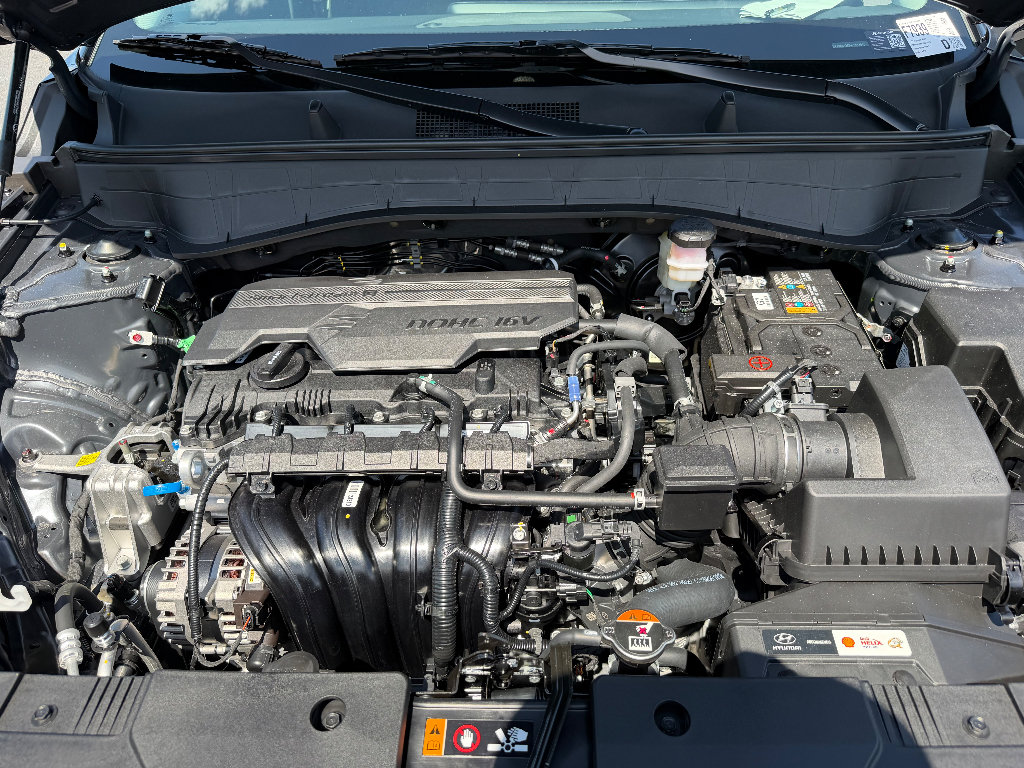 New 2027 Hyundai Kona SE FWD image 9