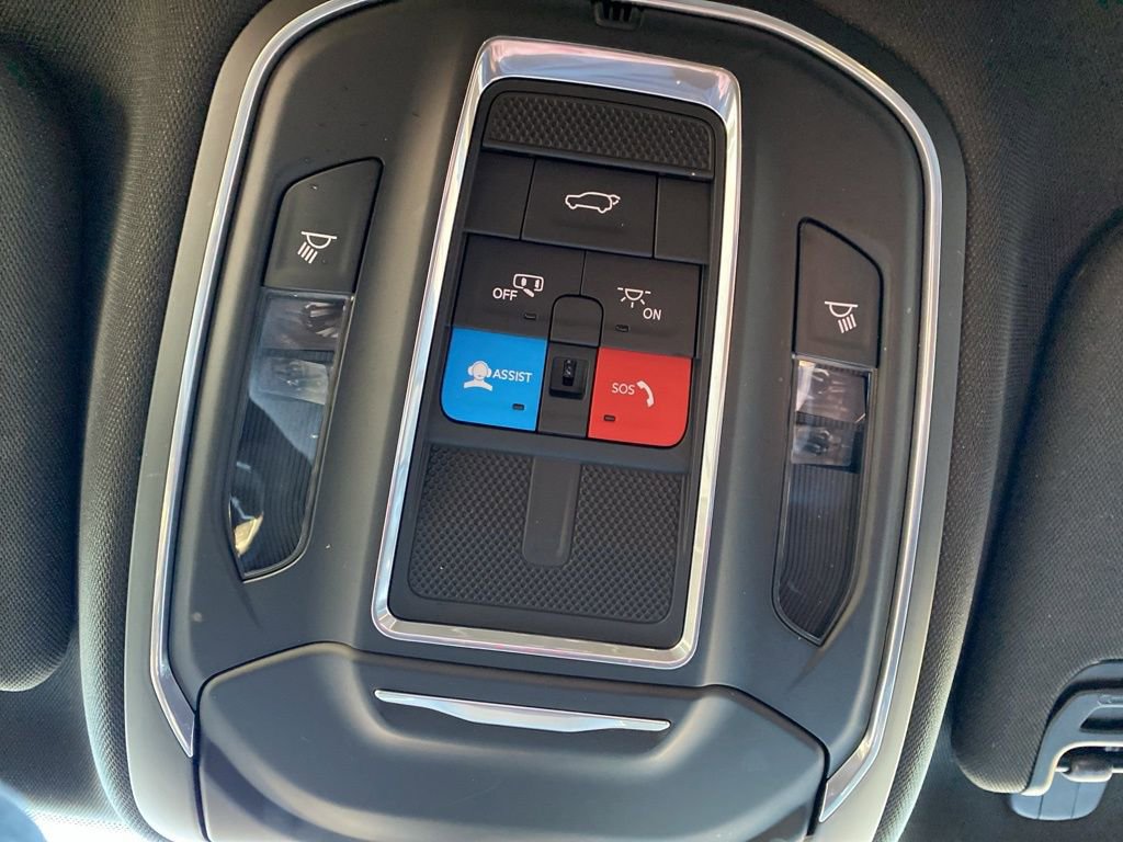 Used 2022 Jeep Wagoneer Series III image 37