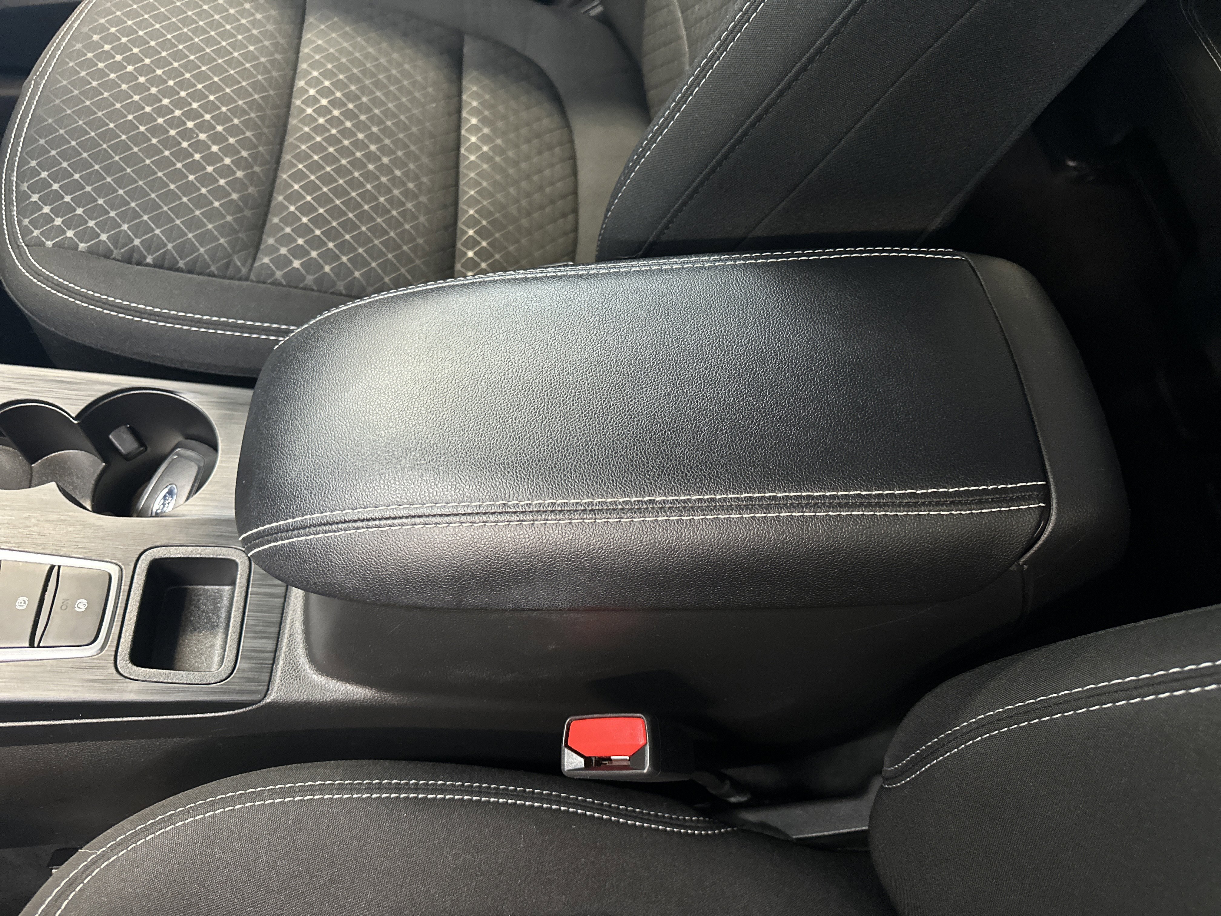 Used 2023 Ford Escape Active w/ Tech Pack #2 image 30