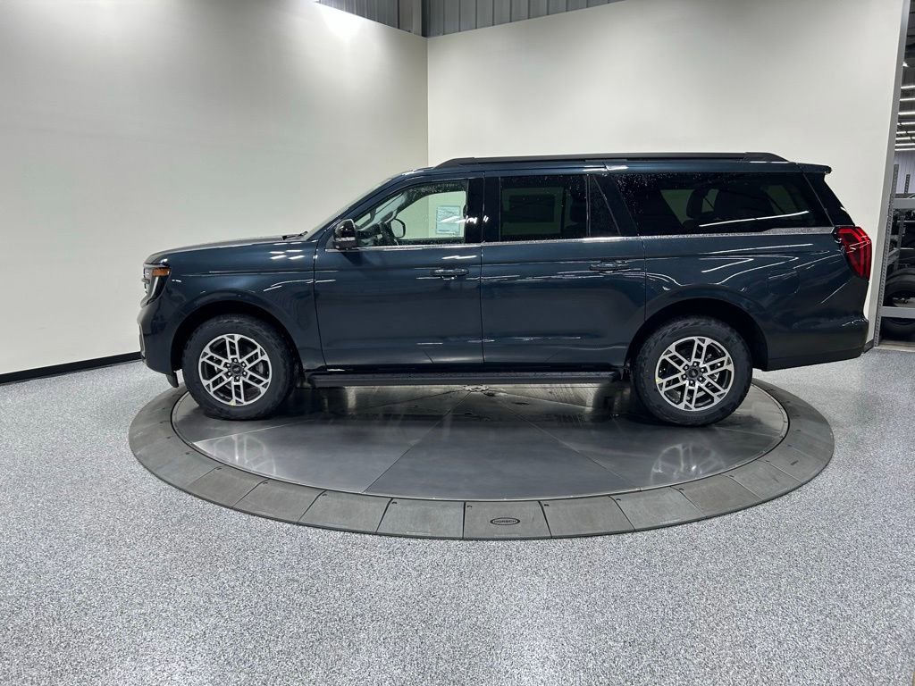 New 2025 Ford Expedition Max Active image 8