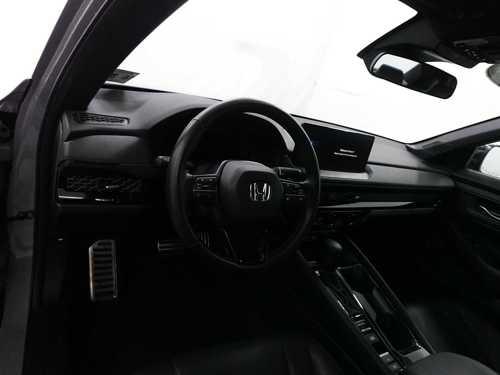 Used 2025 Honda Accord Sport image 15