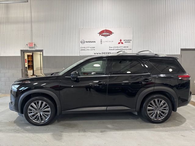 Certified 2024 Nissan Pathfinder SL w/ SL Premium Package AWD/4WD image 7