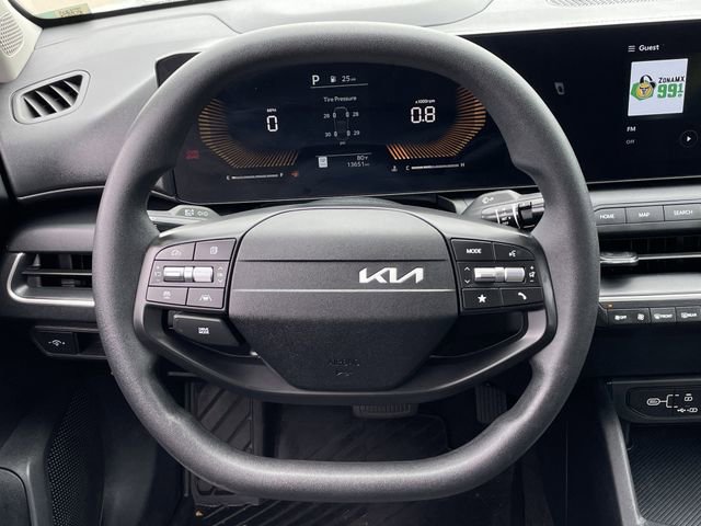 Used 2025 Kia K4 FWD image 11