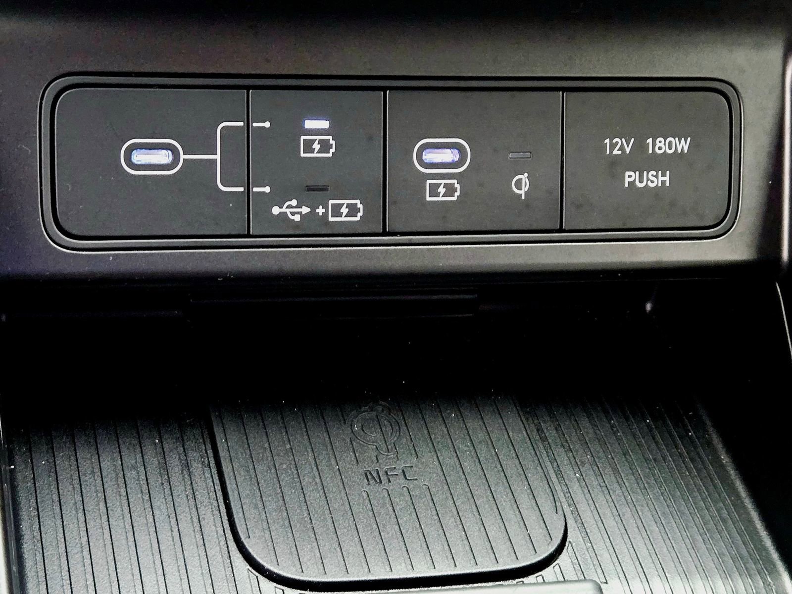 Certified 2024 Hyundai Kona Limited AWD/4WD image 19