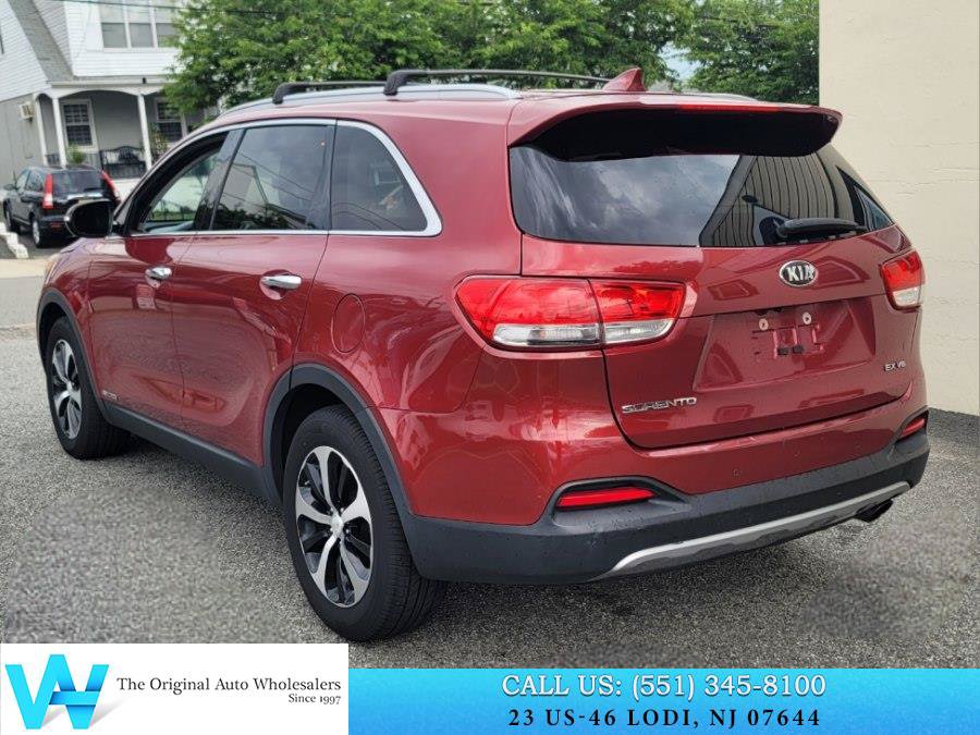 Used 2017 Kia Sorento EX AWD/4WD image 4