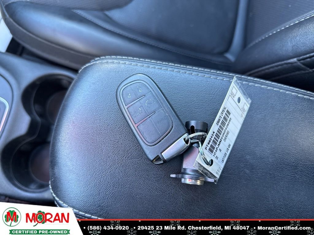 Used 2022 Jeep Cherokee Latitude Lux w/ Sun & Sound Group image 30