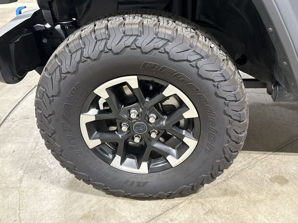 New 2025 Jeep Wrangler Unlimited Rubicon 4xe w/ Technology Group image 27