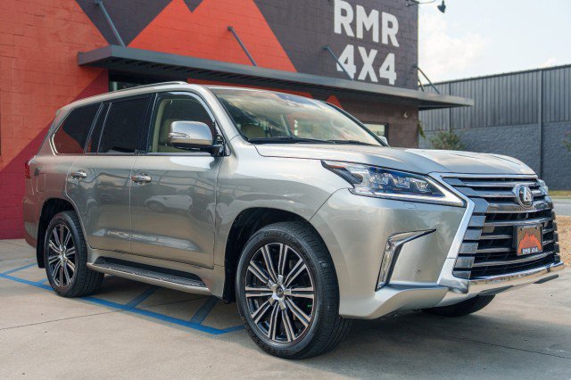 Used 2018 Lexus LX 570 4WD image 3